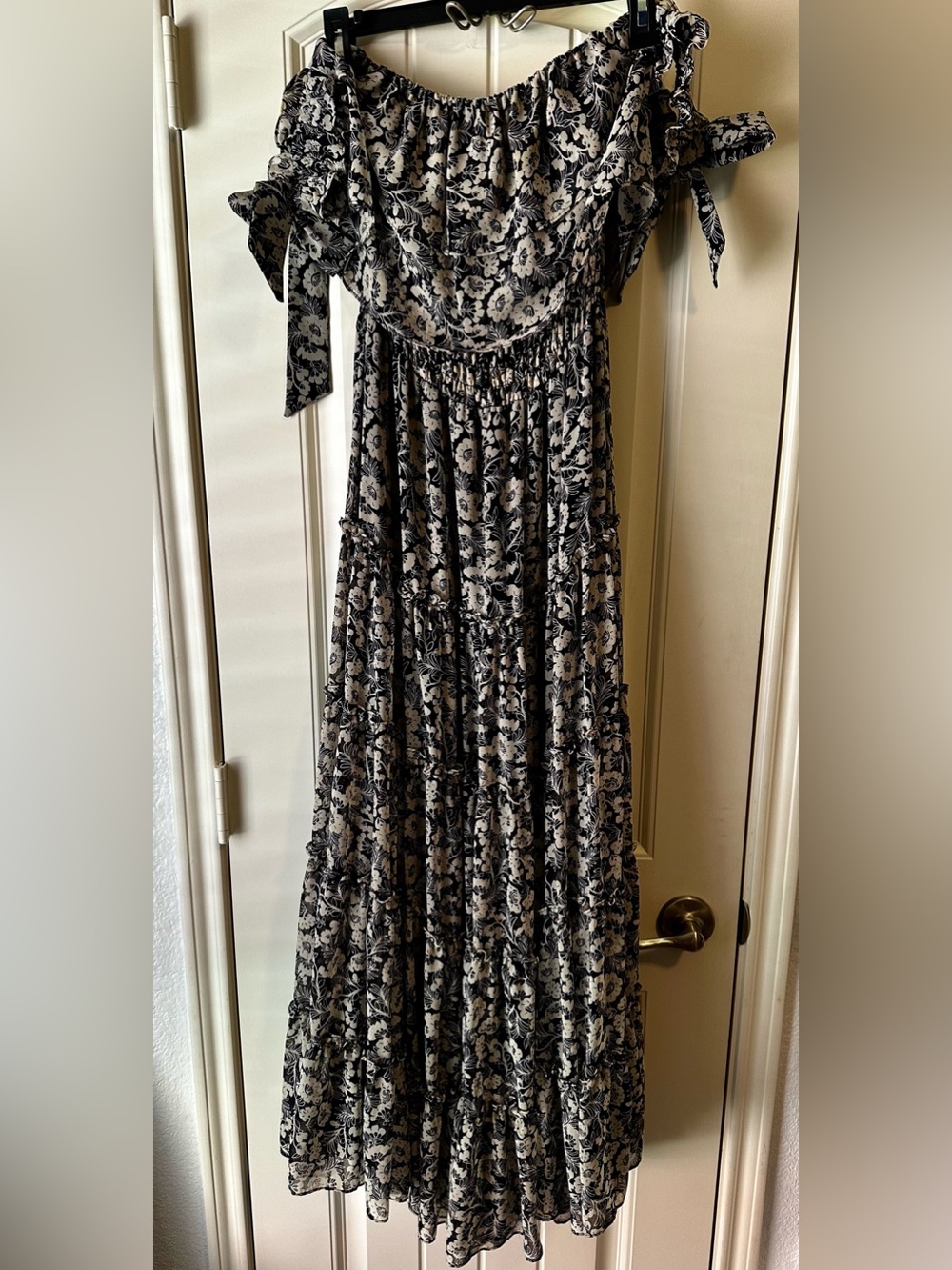 MISA ‘Anais’ Tiered Floral Off the Shoulder Tie Navy/Cream White Maxi Dress XS